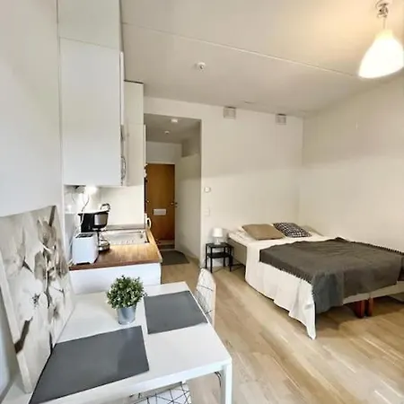 Kotimaailma - Valoisa Ja Kompakti Yksioe Tikkurilassa Appartement Vantaa