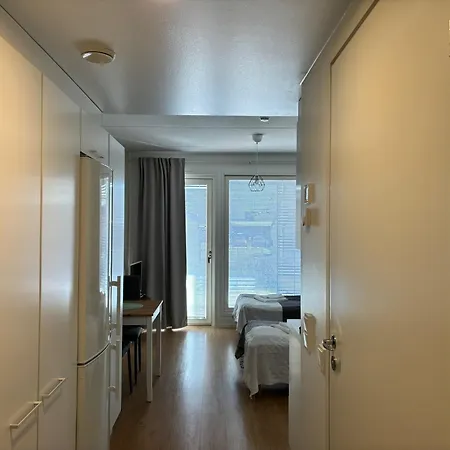 Διαμέρισμα Kotimaailma - Valoisa Yksioe - Laehellae Junaa & Lentoasemaa