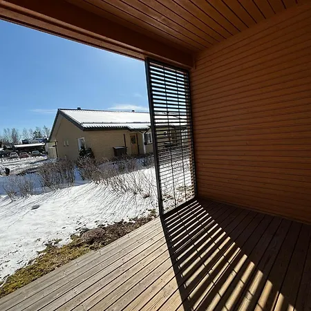 Kotimaailma - Valoisa Yksioe - Laehellae Junaa & Lentoasemaa Διαμέρισμα