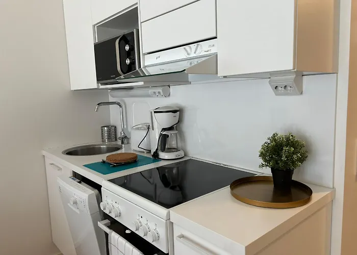 شقة Kotimaailma - Valoisa Yksioe - Laehellae Junaa & Lentoasemaa